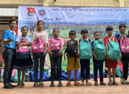 WARMING CHILDREN'S TET HOLIDAY WITH CME SOLAR